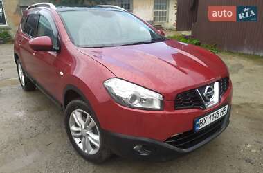 Позашляховик / Кросовер Nissan Qashqai+2 2013 в Чемерівцях