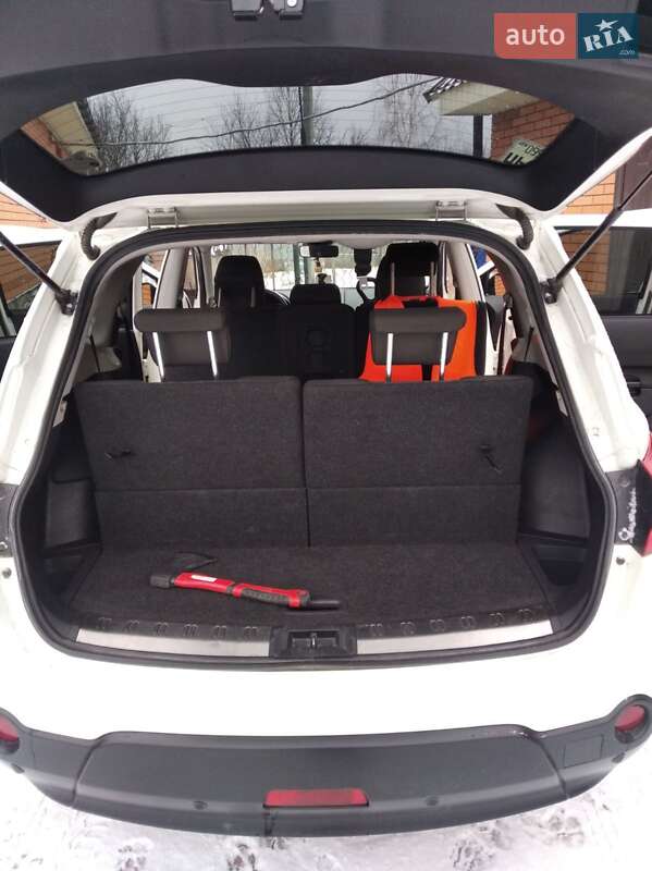 Внедорожник / Кроссовер Nissan Qashqai+2 2012 в Рокитном