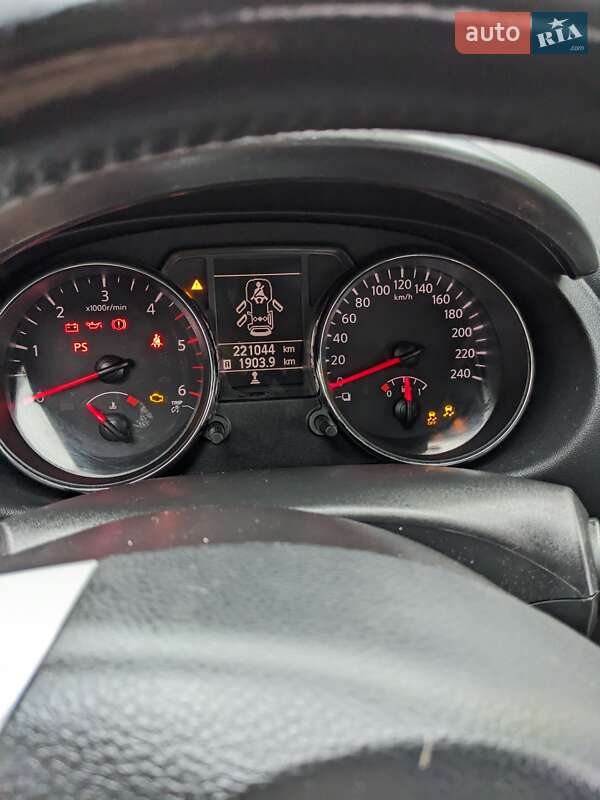 Внедорожник / Кроссовер Nissan Qashqai+2 2011 в Сарнах