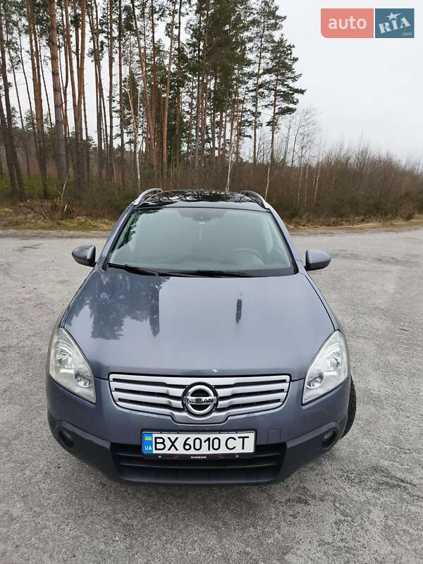 Внедорожник / Кроссовер Nissan Qashqai+2 2009 в Полонном