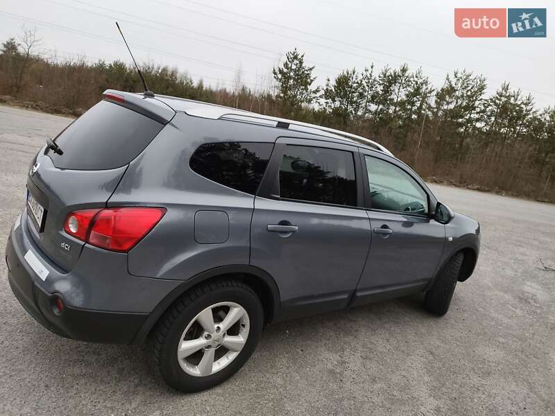 Внедорожник / Кроссовер Nissan Qashqai+2 2009 в Полонном