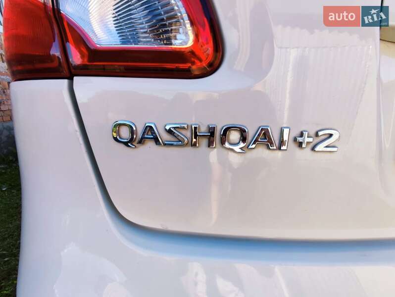 Внедорожник / Кроссовер Nissan Qashqai+2 2010 в Черновцах