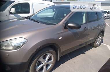 Позашляховик / Кросовер Nissan Qashqai+2 2010 в Житомирі