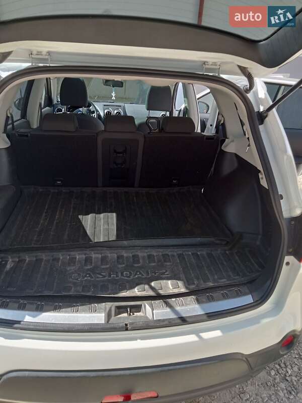 Внедорожник / Кроссовер Nissan Qashqai+2 2013 в Тернополе