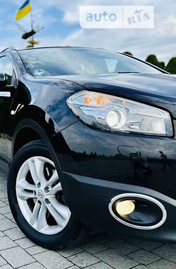 Внедорожник / Кроссовер Nissan Qashqai+2 2010 в Стрые