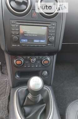 Внедорожник / Кроссовер Nissan Qashqai+2 2011 в Киеве