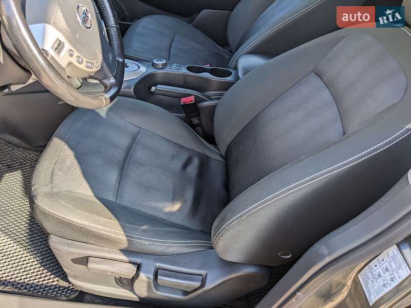 Внедорожник / Кроссовер Nissan Qashqai+2 2011 в Луцке