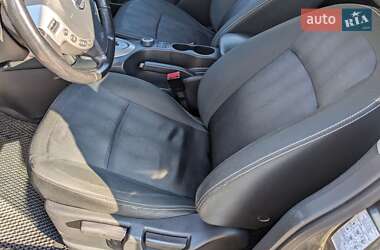 Позашляховик / Кросовер Nissan Qashqai+2 2011 в 
