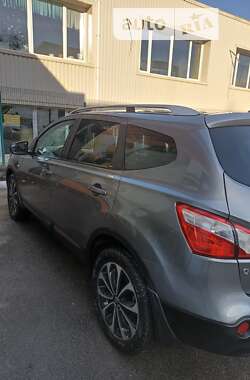 Внедорожник / Кроссовер Nissan Qashqai+2 2011 в Умани