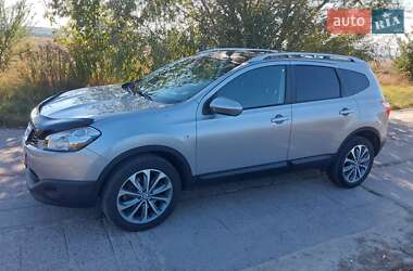 Позашляховик / Кросовер Nissan Qashqai+2 2013 в Дубні