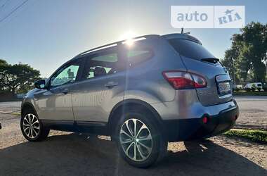 Внедорожник / Кроссовер Nissan Qashqai+2 2010 в Борщеве