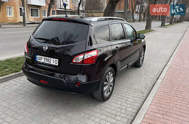 Внедорожник / Кроссовер Nissan Qashqai+2 2010 в Могилев-Подольске