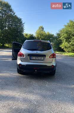 Позашляховик / Кросовер Nissan Qashqai+2 2008 в 