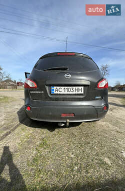 Позашляховик / Кросовер Nissan Qashqai+2 2011 в 