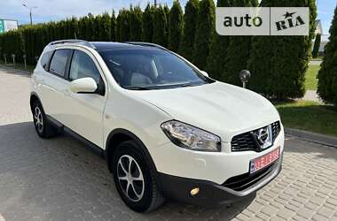 Внедорожник / Кроссовер Nissan Qashqai+2 2010 в Дунаевцах