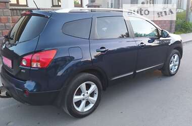 Позашляховик / Кросовер Nissan Qashqai+2 2009 в Гощі