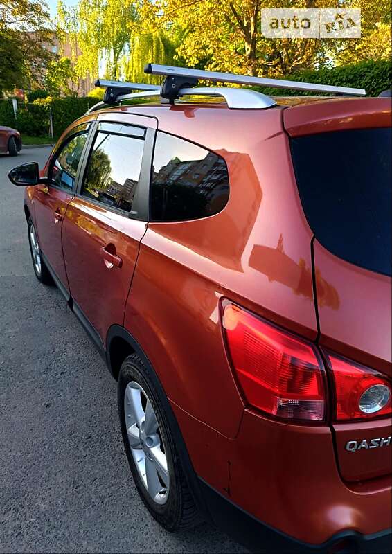 Внедорожник / Кроссовер Nissan Qashqai+2 2009 в Тернополе