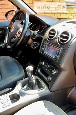 Позашляховик / Кросовер Nissan Qashqai+2 2010 в Ковелі