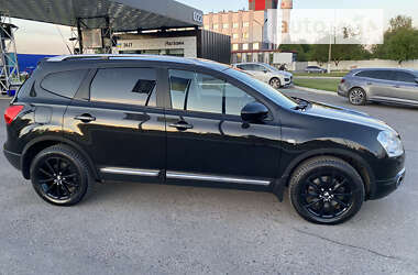 Позашляховик / Кросовер Nissan Qashqai+2 2009 в Дубні