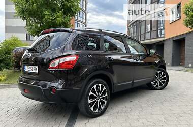 Внедорожник / Кроссовер Nissan Qashqai+2 2011 в Ивано-Франковске