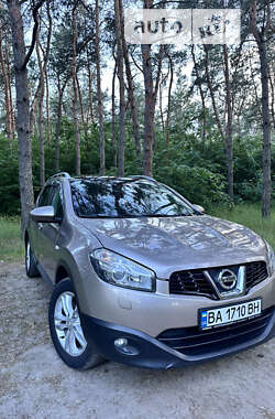 Внедорожник / Кроссовер Nissan Qashqai+2 2011 в Кропивницком