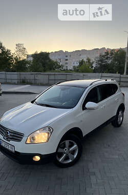 Позашляховик / Кросовер Nissan Qashqai+2 2009 в Калуші