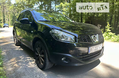 Позашляховик / Кросовер Nissan Qashqai+2 2013 в Івано-Франківську