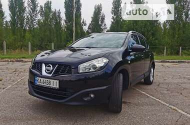 Позашляховик / Кросовер Nissan Qashqai+2 2011 в Києві