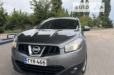 Позашляховик / Кросовер Nissan Qashqai+2 2011 в Житомирі