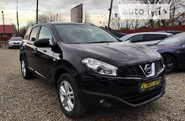 Позашляховик / Кросовер Nissan Qashqai+2 2012 в Коломиї