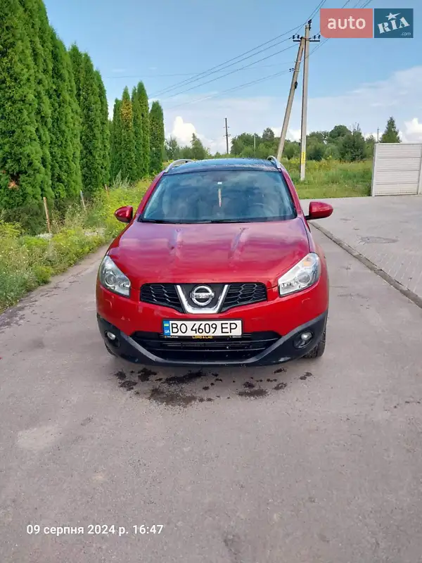 Внедорожник / Кроссовер Nissan Qashqai+2 2010 в 