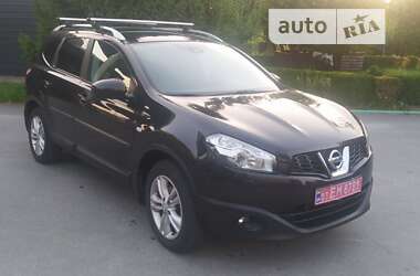 Позашляховик / Кросовер Nissan Qashqai+2 2010 в Звягелі