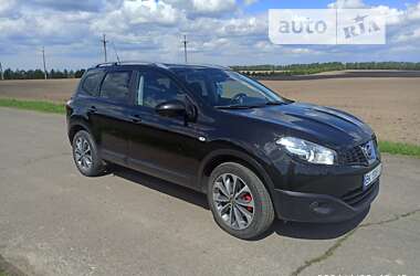 Внедорожник / Кроссовер Nissan Qashqai+2 2012 в Ровно