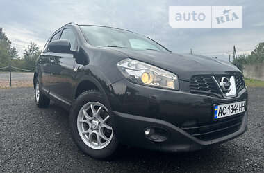 Позашляховик / Кросовер Nissan Qashqai+2 2010 в Нововолинську