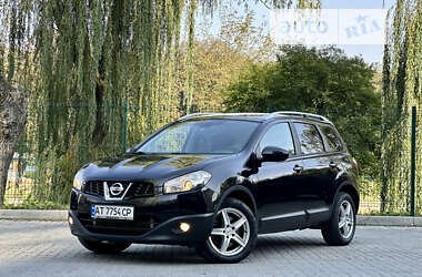 Позашляховик / Кросовер Nissan Qashqai+2 2013 в Івано-Франківську