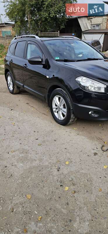 Nissan Qashqai+2 2012