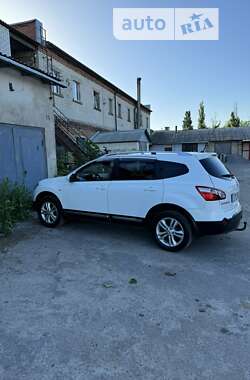 Внедорожник / Кроссовер Nissan Qashqai+2 2012 в Киеве