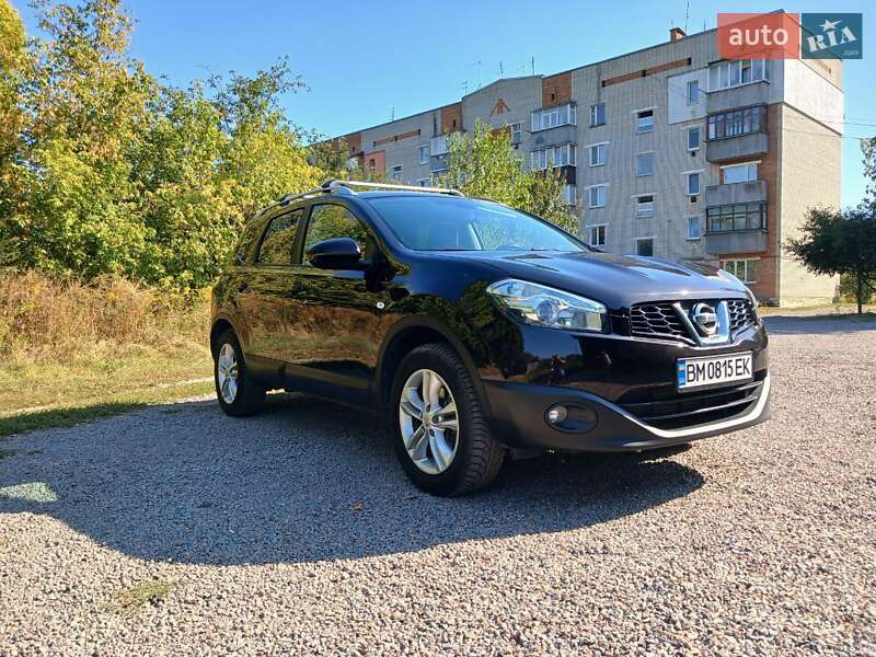 Позашляховик / Кросовер Nissan Qashqai+2 2011 в Сумах
