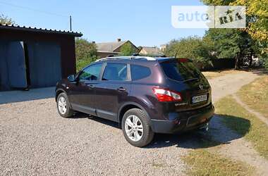 Внедорожник / Кроссовер Nissan Qashqai+2 2011 в Сумах