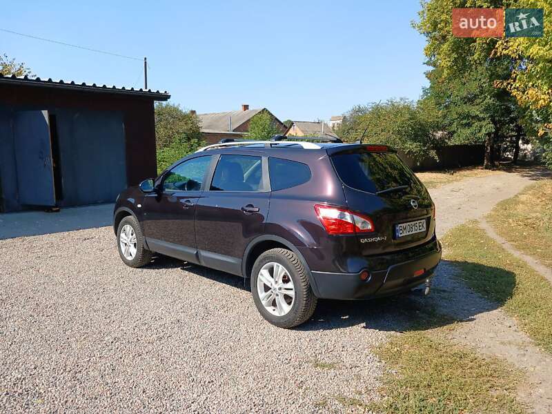 Позашляховик / Кросовер Nissan Qashqai+2 2011 в Сумах