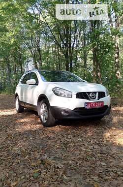 Внедорожник / Кроссовер Nissan Qashqai+2 2011 в Гайсине