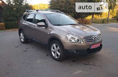 Позашляховик / Кросовер Nissan Qashqai+2 2009 в Звягелі