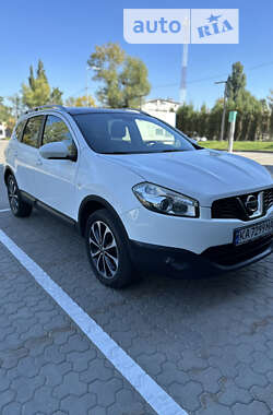 Позашляховик / Кросовер Nissan Qashqai+2 2012 в Києві