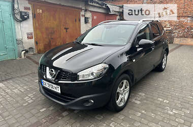 Позашляховик / Кросовер Nissan Qashqai+2 2012 в Хмельницькому