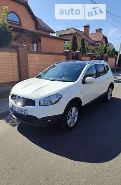 Внедорожник / Кроссовер Nissan Qashqai+2 2011 в Александрие