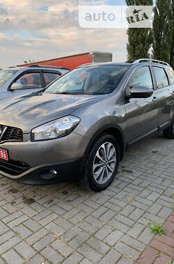 Внедорожник / Кроссовер Nissan Qashqai+2 2012 в Полонном