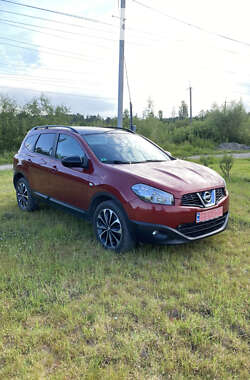 Позашляховик / Кросовер Nissan Qashqai+2 2013 в Луцьку