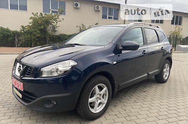 Позашляховик / Кросовер Nissan Qashqai+2 2011 в Житомирі