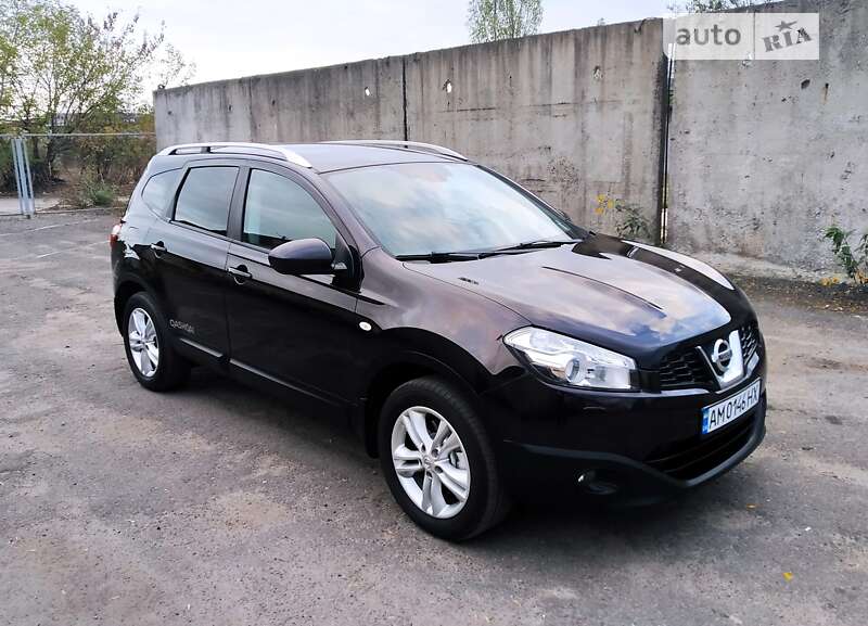 Позашляховик / Кросовер Nissan Qashqai+2 2012 в Житомирі