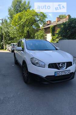 Позашляховик / Кросовер Nissan Qashqai+2 2013 в Тернополі